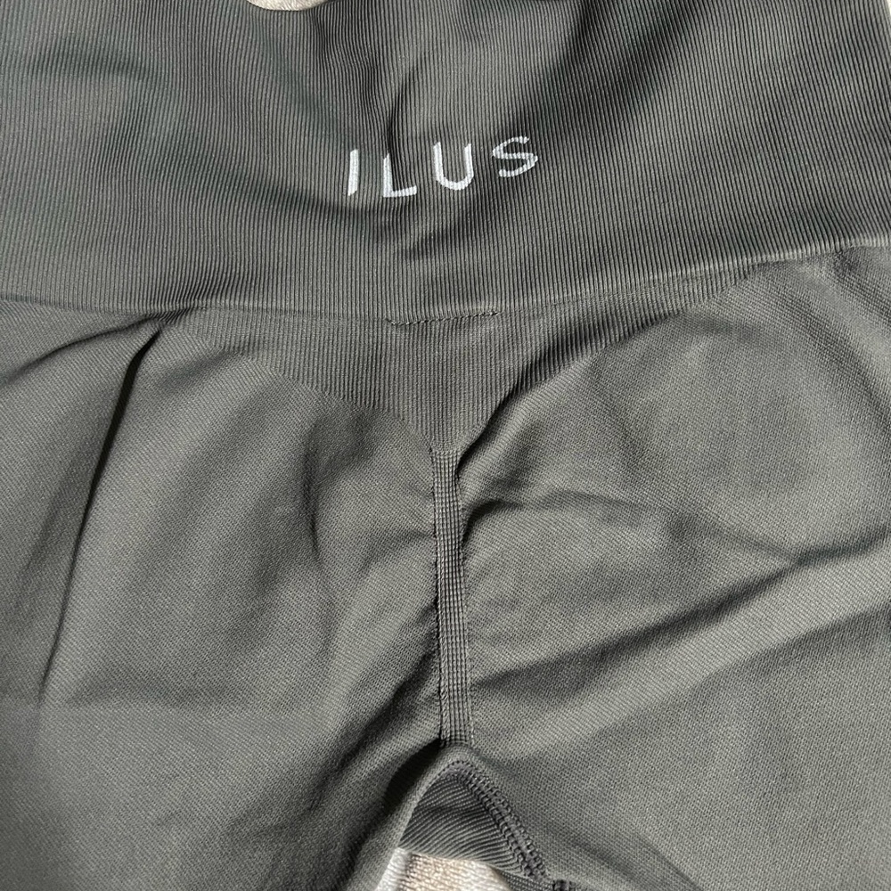 ILUS seamlux intensify leggings
